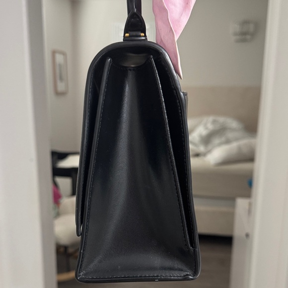 Balenciaga Black bag with Gold Hardware - Picture 4 of 7